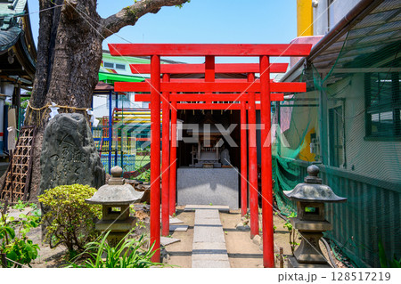 東京都葛飾区　五方山　立石熊野神社　稲荷社　安倍晴明縁りの神社 128517219