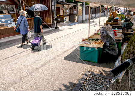 250709宮川朝市イラスト111s120 128519065