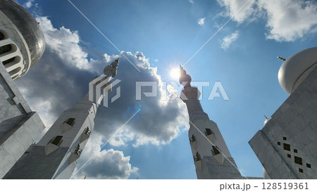 Sheikh Zayed Mosque in Surakarta, Indonesia under a sunny sky 128519361