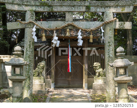伊居太神社の境内社「猪名津彦社」 伊居太神社の境内社「猪名津彦社」 128520253