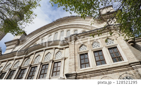 イスタンブール ヌルオスマニエ モスク 128521295