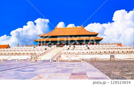 北京の豪華絢爛な故宮博物館 128523654