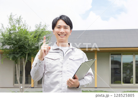 点検・管理する業者イメージ 点検・管理する業者イメージ 128525805