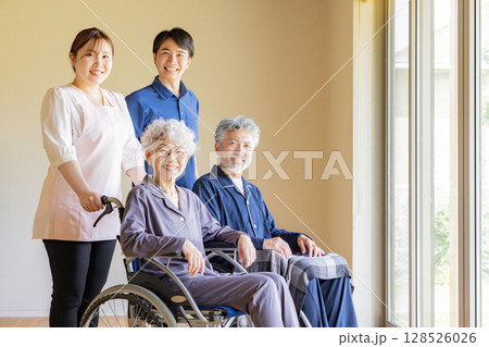 介護施設イメージ 128526026