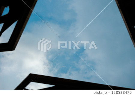 Framed blue sky under a natural structure, Hanoi Vietnam 128528479