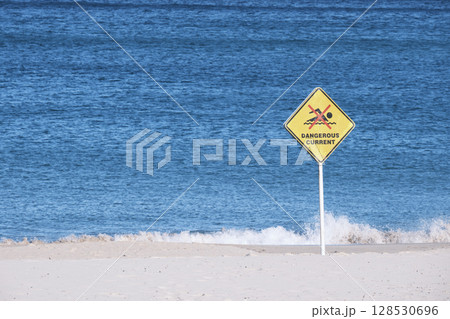 遊泳注意 128530696