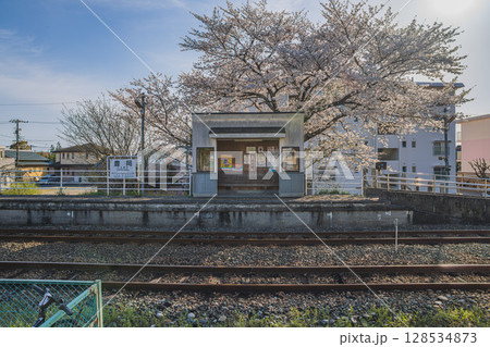 磐田市の天竜浜名湖鉄道の豊岡駅の風景(静岡県) 128534873