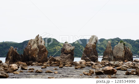 和歌山 串本 橋杭岩 128534990