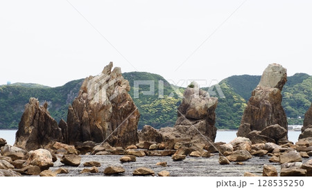 和歌山 串本 橋杭岩 和歌山 串本 橋杭岩 128535250