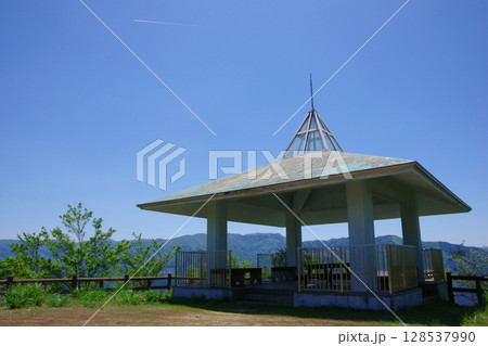 愛媛県四国中央市　翠波西峰展望台 128537990