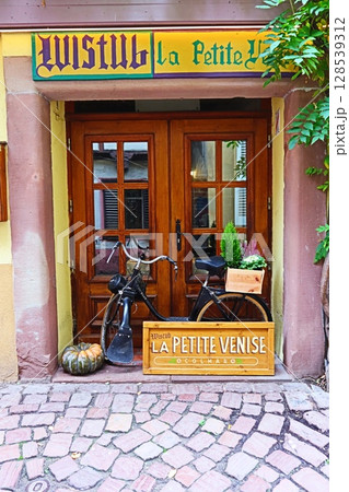 フランス・コルマール旧市街 フランス・コルマール旧市街 128539312