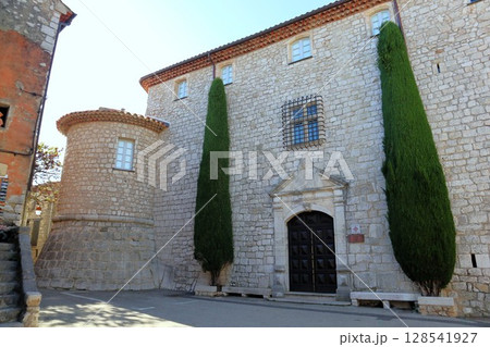 南仏・グルドン村 128541927