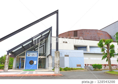 長野県千曲市、あんずホールの風景 128543200