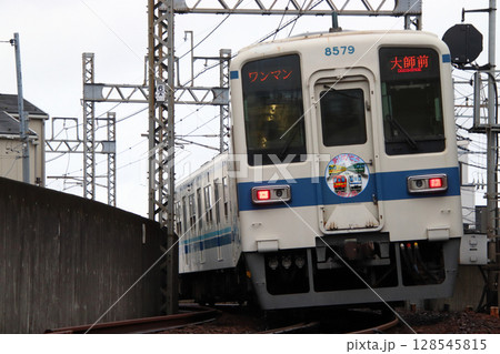 引退間際の東武大師線8000系電車(ワンマン運転:西新井⇔大師前) 引退間際の東武大師線8000系電車(ワンマン運転:西新井⇔大師前) 128545815