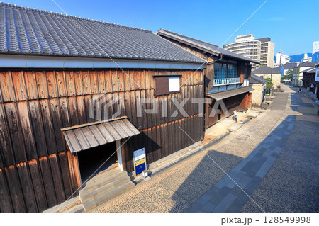 【長崎県】晴天下の長崎出島 【長崎県】晴天下の長崎出島 128549998