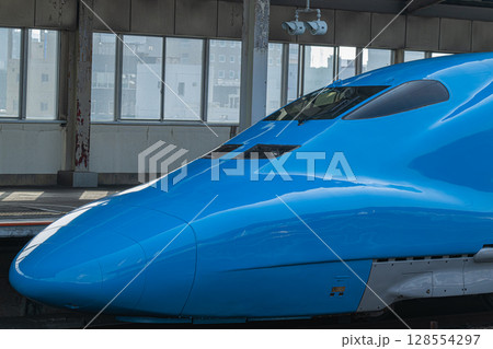 青い新幹線 128554297