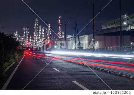 《茨城県》鹿島臨海工業地帯・工場夜景 《茨城県》鹿島臨海工業地帯・工場夜景 128555209
