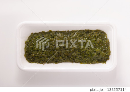 ［三陸産］刻みめかぶ 128557314