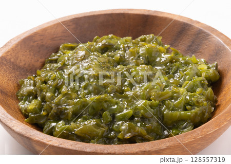 ［三陸産］刻みめかぶ 128557319