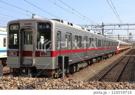 東武伊勢崎線 春日部検修区にて 東武伊勢崎線 春日部検修区にて 128559718
