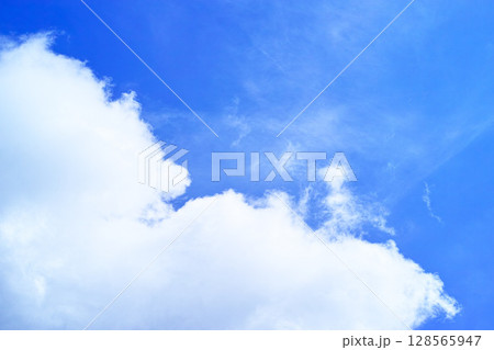青空と雲イメージ 青空と雲イメージ 128565947