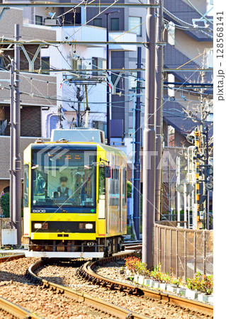 都電荒川線 (東京さくらトラム)　8900形 (8908) 128568141