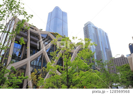 麻布台ヒルズ　ガーデンプラザ（森JPタワー＆ レジデンスA）　　 128569568