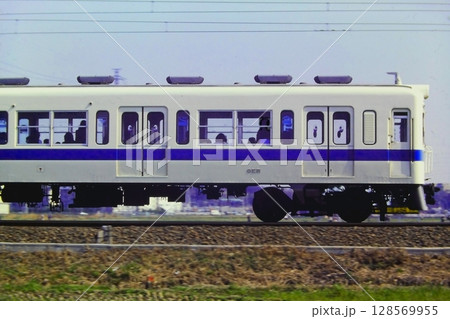 小田急、釣掛け駆動時代の4000形、4053号車、海老名-厚木、1982年3月29日 小田急、釣掛け駆動時代の4000形、4053号車、海老名-厚木、1982年3月29日 128569955