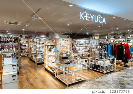 KEYUCA トリエ京王調布店 東京都調布市布田 KEYUCA トリエ京王調布店 東京都調布市布田 128573798