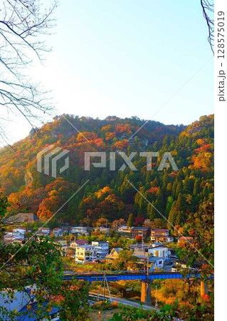 立石寺　山寺　紅葉　黄葉 128575019