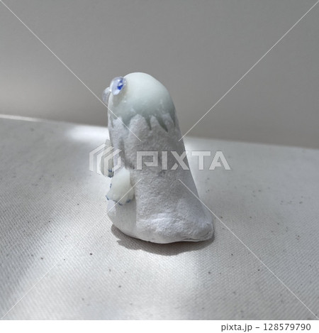 とぼけたオバケ 128579790