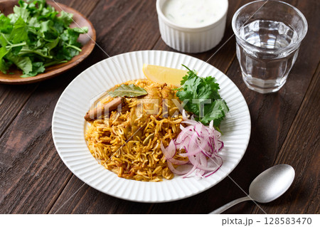 チキンビリヤニ 128583470