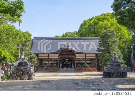 夏の京都 藤森神社 拝殿 夏の京都 藤森神社 拝殿 128584533