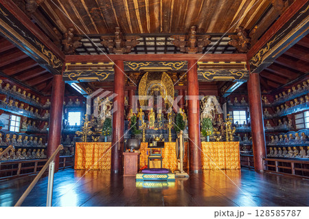 岩手 報恩寺 羅漢堂の五百羅漢 128585787