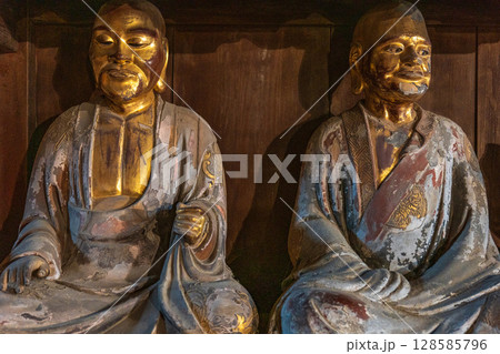 岩手 報恩寺 羅漢堂の五百羅漢 128585796