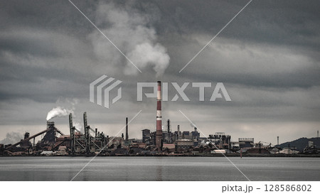 工場の風景 128586802