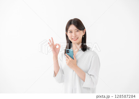 女性 スマートフォン スマホ OK 女性 スマートフォン スマホ OK 128587284