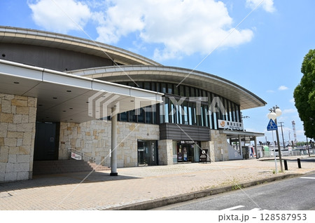 美濃太田駅の南口（高山本線・太多線・長良鉄道） 128587953