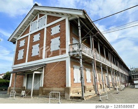 世界遺産/群馬県 富岡市 富岡製糸場 国宝 東置繭所 世界遺産/群馬県 富岡市 富岡製糸場 国宝 東置繭所 128588087