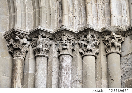 Intricate stone carvings of columns in Carcassonne, France Intricate stone carvings of columns in Carcassonne, France 128589672