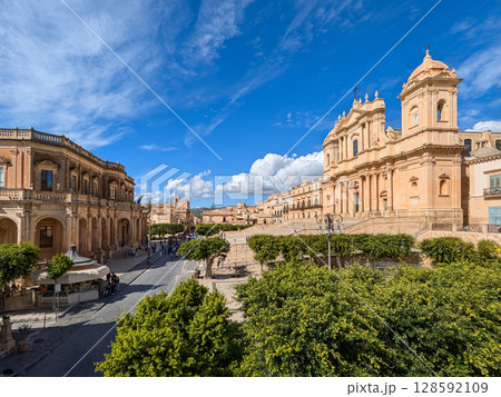 Baroque Cathedral of Noto, Sicily Baroque Cathedral of Noto, Sicily 128592109
