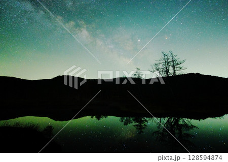 尾瀬の満天の星空／群馬県片品村戸倉 128594874