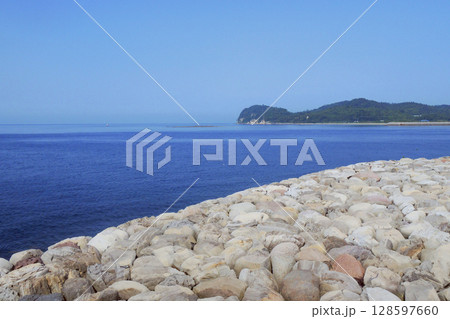 大分県　姫島くじら波止と浮洲 128597660