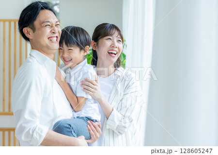 幸せな家族 幸せな家族 128605247