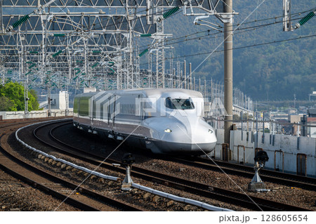 山陽新幹線　徳山駅にて 128605654
