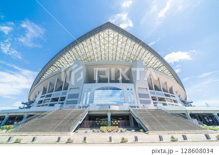 「埼玉県」埼玉スタジアム2002の風景　夏 128608034