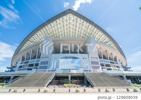 「埼玉県」埼玉スタジアム2002の風景 夏 「埼玉県」埼玉スタジアム2002の風景 夏 128608039
