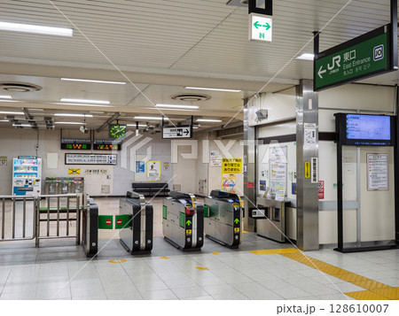 JR東日本「馬喰町駅」東口改札 128610007