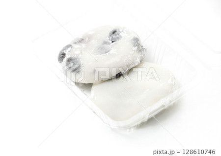 大福、豆大福、和菓子、和、お茶菓子、プラスチック容器、もち米、あんこ、餅、もち、食べ物、日本 大福、豆大福、和菓子、和、お茶菓子、プラスチック容器、もち米、あんこ、餅、もち、食べ物、日本 128610746