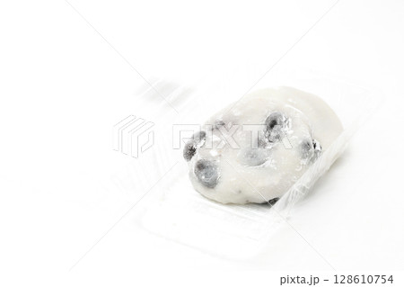 大福、豆大福、和菓子、和、お茶菓子、プラスチック容器、もち米、あんこ、餅、もち、食べ物、日本 大福、豆大福、和菓子、和、お茶菓子、プラスチック容器、もち米、あんこ、餅、もち、食べ物、日本 128610754